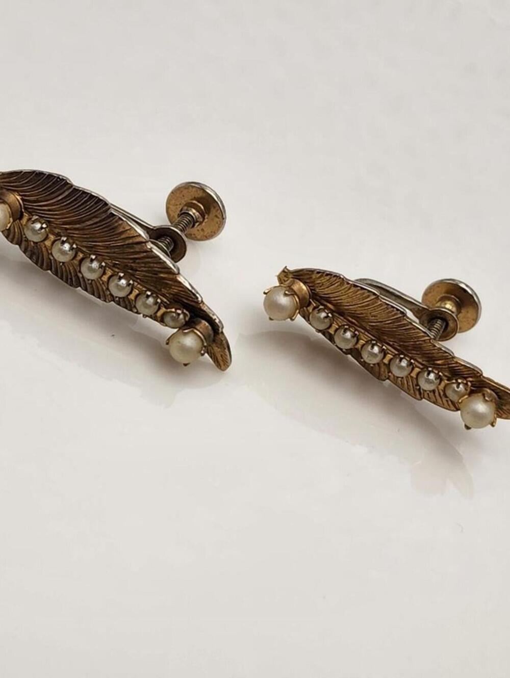 Antique Vintage Gold Feather Pearl Clip On Earrings